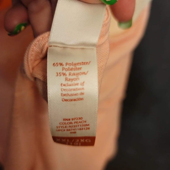 Sharkbite tank ♡ - Picture 5 of 5